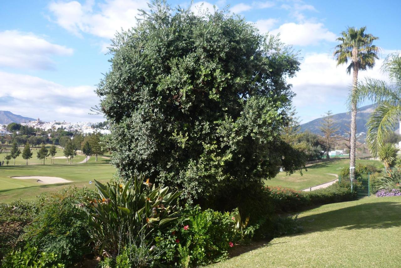 Beautiful Apt With Golf & Lake Views Mijas Golf Фуэнхирола Экстерьер фото