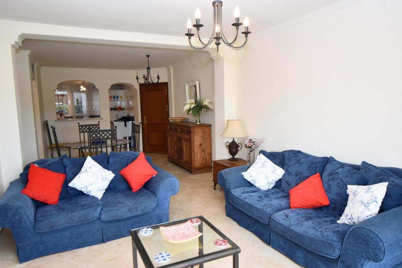 Beautiful Apt With Golf & Lake Views Mijas Golf Фуэнхирола Экстерьер фото