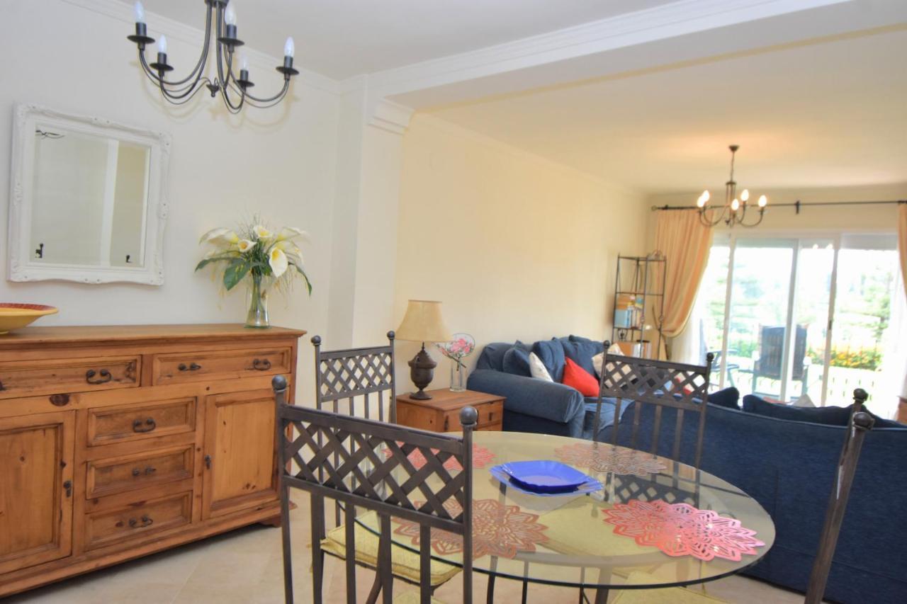 Beautiful Apt With Golf & Lake Views Mijas Golf Фуэнхирола Экстерьер фото